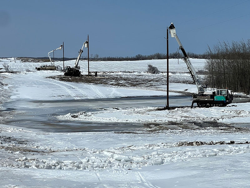 3-bucket-trucks.jpg